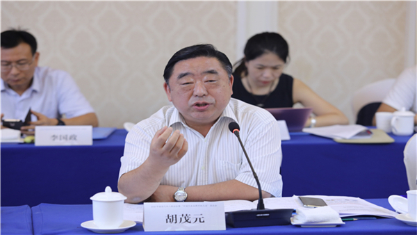 老汽车人联谊会|胡茂元:还要抓住新的机遇 特别是中国的网络发展
