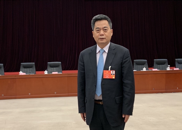 人大代表谈民强：发展高度自动化移动服务，赋能智慧社区