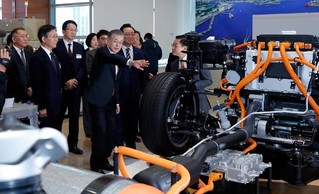 韩国氢燃料电池车路线图发布 2025年售价减半