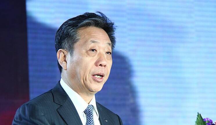 董扬:要坚持汽车电动化大方向