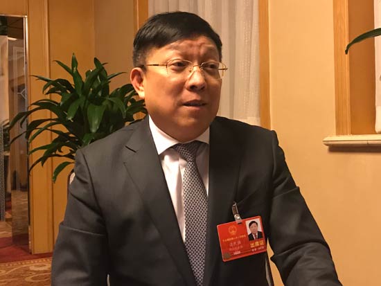 谈民强代表:在关键零部件领域 汽车业应培育出小巨人
