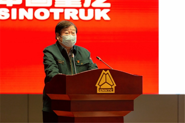 谭旭光:像关心自己的孩子一样关心职工