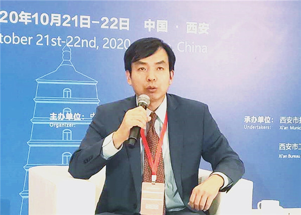 面对挑战,进一步聚焦做强商用车核心业务