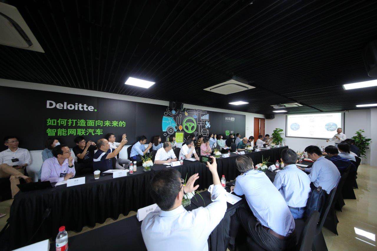 手机业金玉在前 汽车智能网联之路未来可期