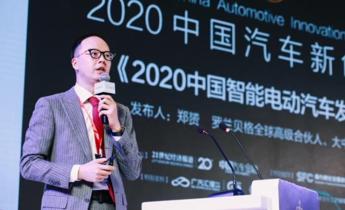 罗兰贝格郑赟:2030年自动驾驶车端系统市场规模将达5000亿元