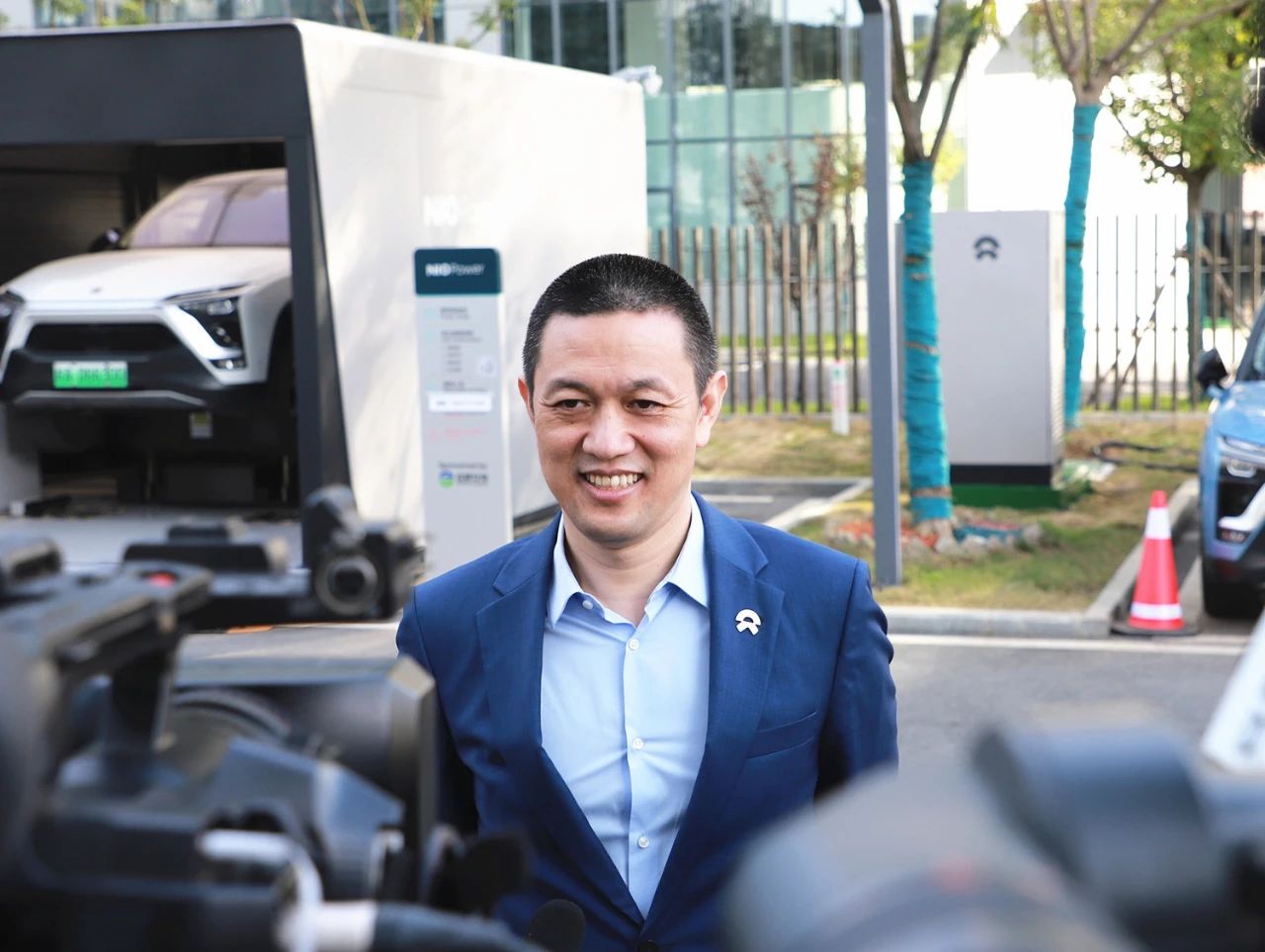 李斌:面对“不一样的压力”,与时间赛跑